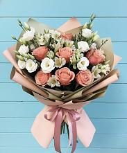 Букет цветов из:  Розы, Альстромерии и Лизиантусы в Фатеже