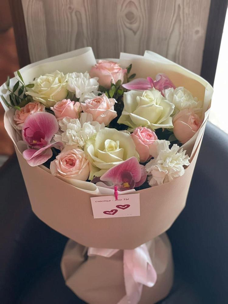 Букет цветов из: Орхидеи, Розы и Гвоздики в Фатеже