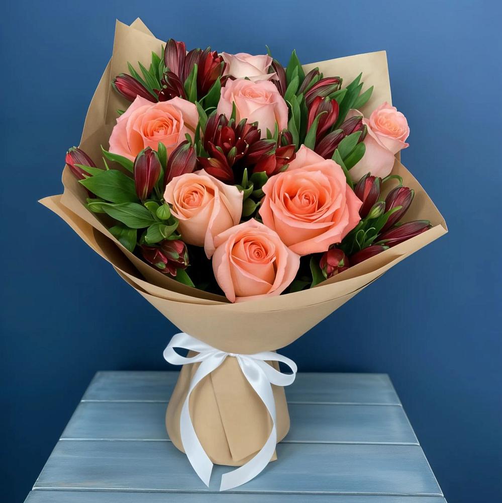 Букет цветов из: Розы и Альстромерии в Фатеже