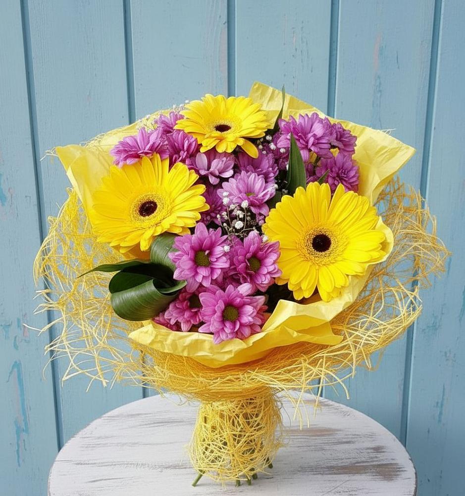 Букет цветов из: Хризантемы и Герберы в Фатеже