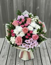Букет цветов из:  Альстромерии, Гвоздики, Розы и Хризантемы в Фатеже