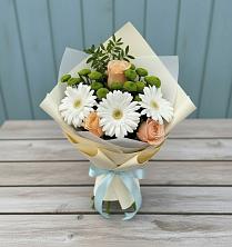 Букет цветов из:  Герберы, Розы и Хризантемы в Фатеже