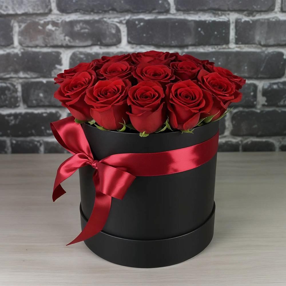 Цветочная композиция из Розы в шляпной коробке в Фатеже